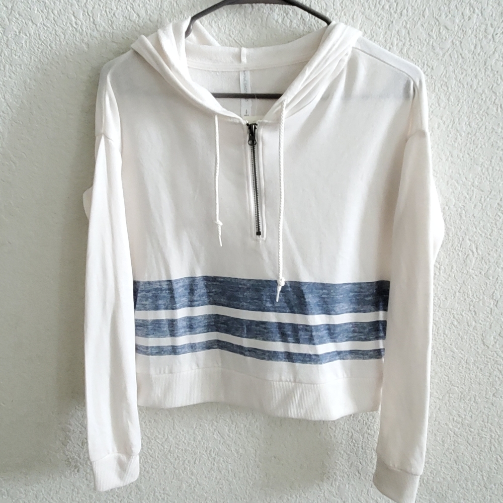 Sweater Live love dream by Aeropostale